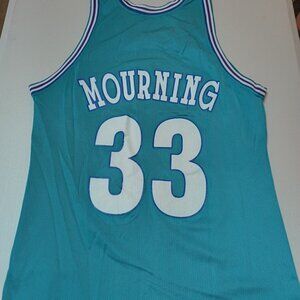 Champion Alonzo Mourning Charlotte Hornets NBA Basketball Jersey Adult Medium 40